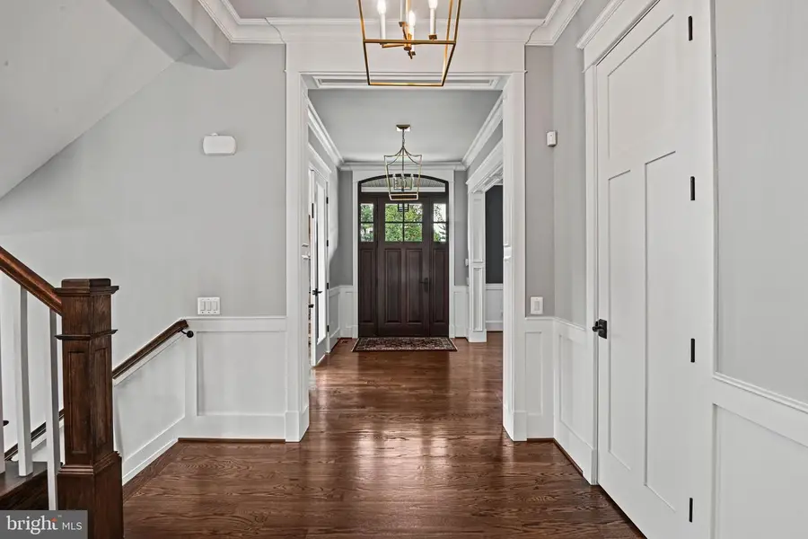 105 Mashie Ct Se, Vienna, VA 22180 - #2