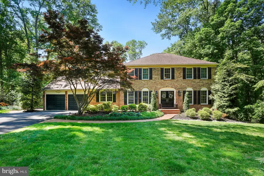11007 Raccoon Ridge Ct, Reston, VA 20191 - #2