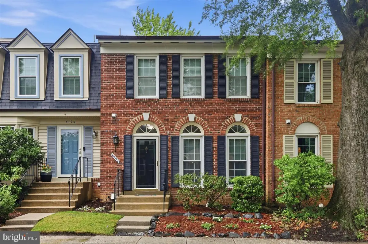 6197 Wellington Commons Dr, Alexandria, VA 22310 - #1