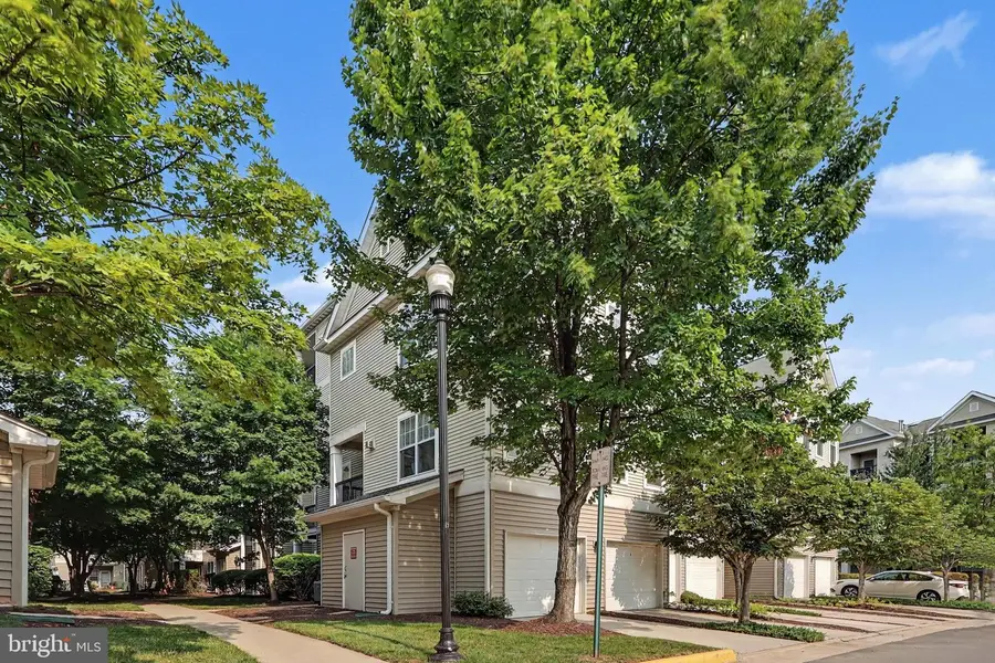 5148 Brittney Elyse Cir #t, Centreville, VA 20120 - #2