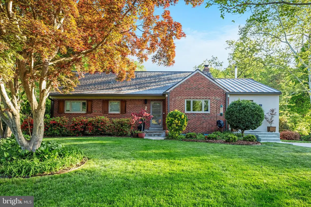 6546 Marlo Dr, Falls Church, VA 22042 - #1