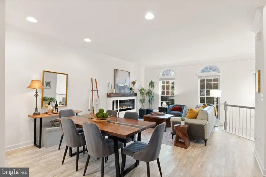 4290 Park Green Ct, Fairfax, VA 22030 - #2
