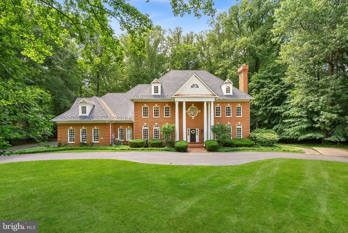 190 Falcon Ridge Rd, Great Falls, VA 22066 - #1