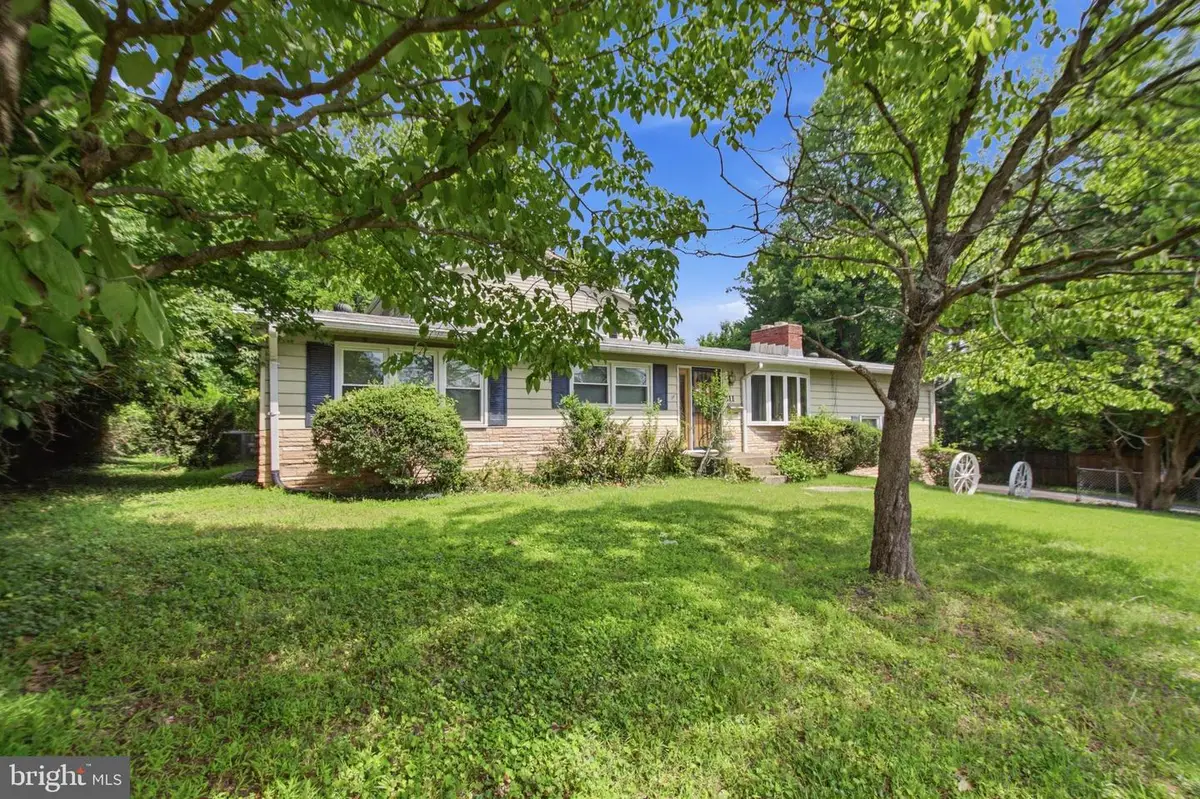 511 Malcolm Rd Nw, Vienna, VA 22180 - #1