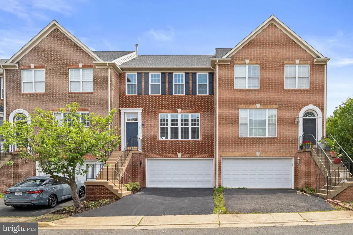 2453 Founders Way, Herndon, VA 20171 - #1