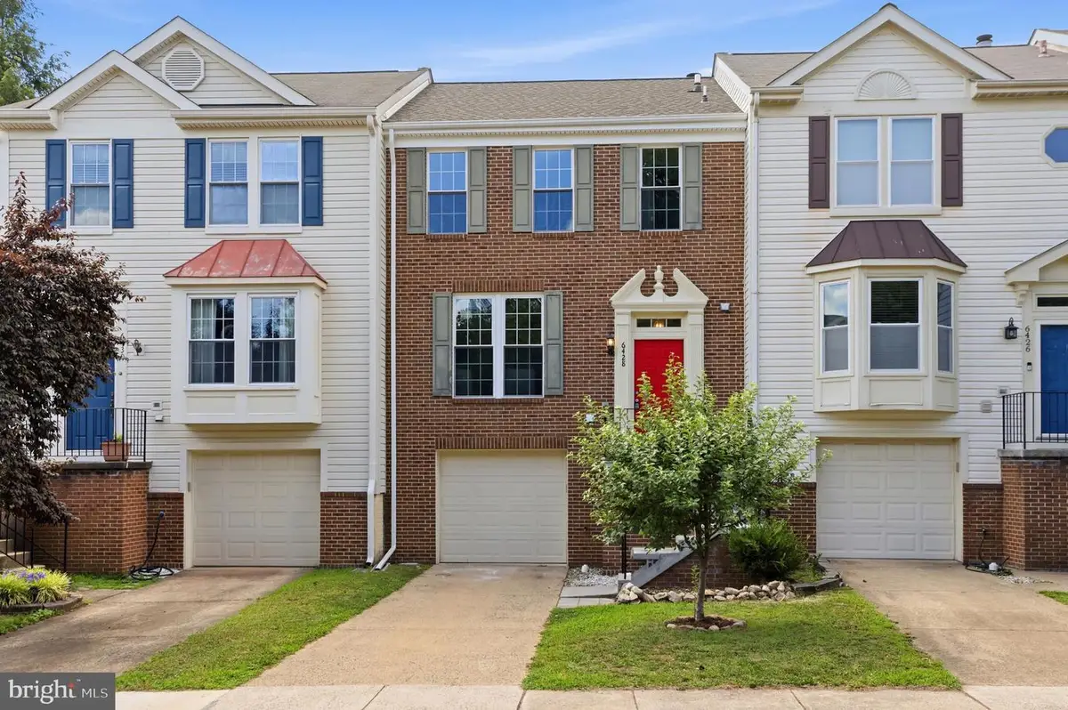 6428 Overcoat Ln, Centreville, VA 20121 - #1