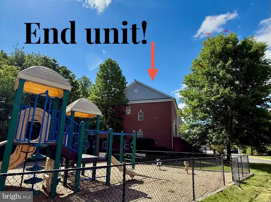 7301 Oldham Leeds Way, Springfield, VA 22150 - #2