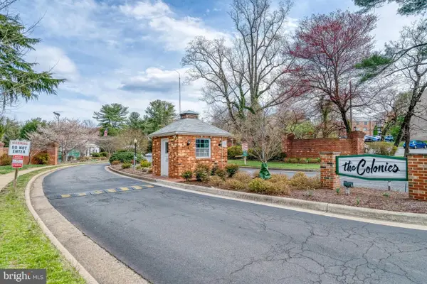 7640 Provincial Dr #204, MCLEAN, VA 22102