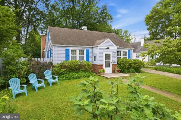 6935 Kenfig Dr, FALLS CHURCH, VA 22042