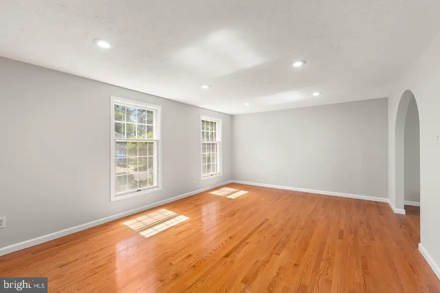 5918 Oak Ridge Ct, Burke, VA 22015 - #3