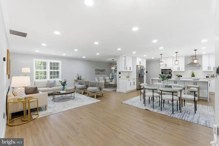 12140 Folkstone Dr, Herndon, VA 20171 - #3