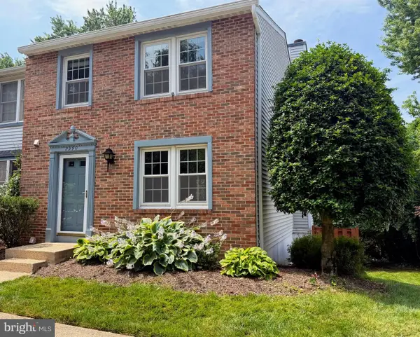 2990 Paddock Wood Ct, OAKTON, VA 22124