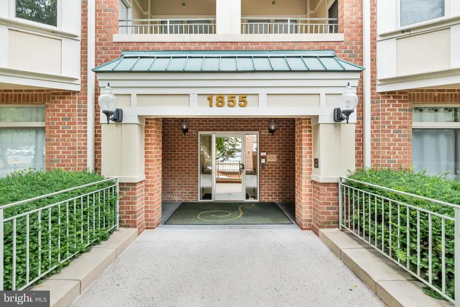 1855 Stratford Park Pl #204, Reston, VA 20190 - #2
