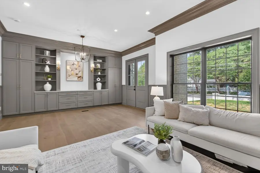 6405 Olmi Landrith Dr, Alexandria, VA 22307 - #3