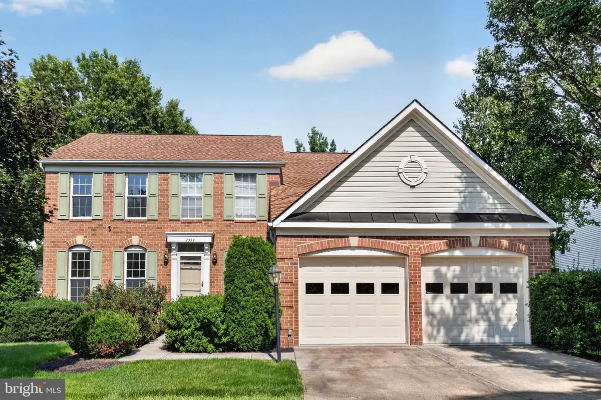 2329 Colts Brook Dr, Reston, VA 20191 - #1