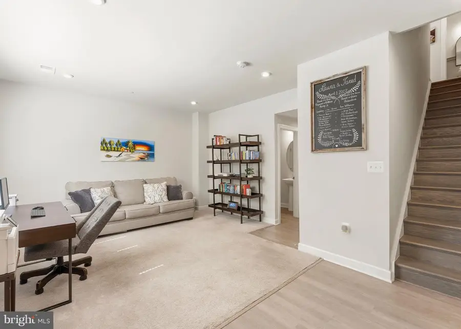 2841 Hokie Ln, Alexandria, VA 22306 - #2