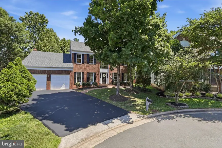 3801 Wheatgrain Ln, Fairfax, VA 22033 - #2
