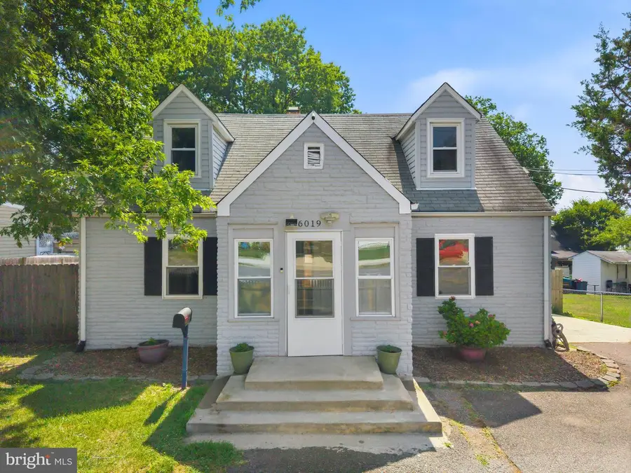 6019 N Kings Hwy, Alexandria, VA 22303 - #2