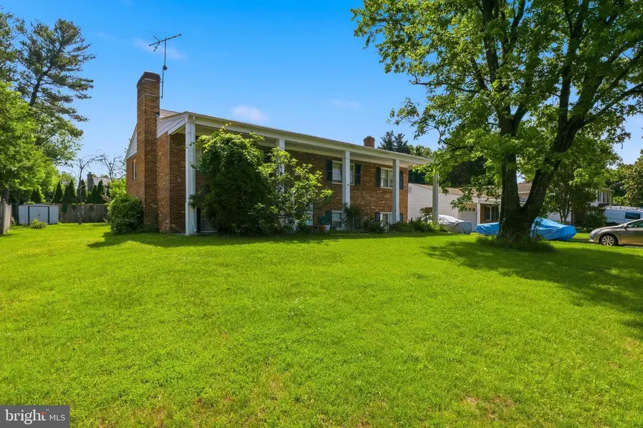 1559 Evers Dr, McLean, VA 22101 - #3