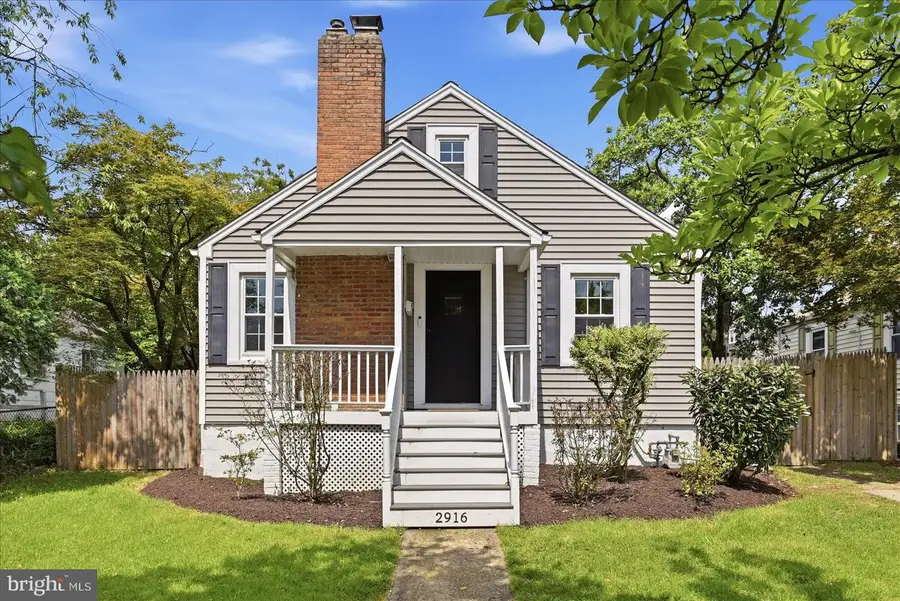 2916 Brook Dr, Falls Church, VA 22042 - #3