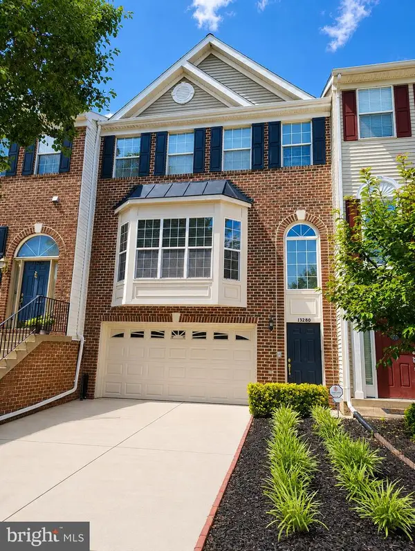 13280 Maple Creek Ln, CENTREVILLE, VA 20120