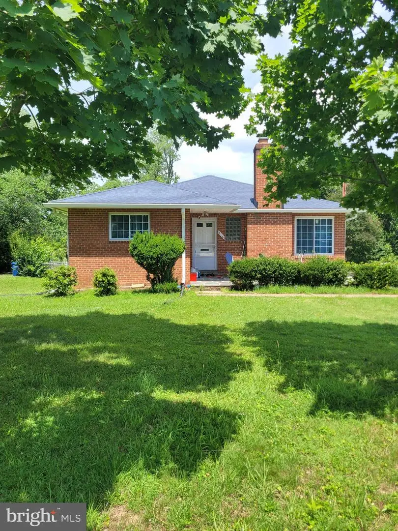 6116 Munson Hill Rd, Falls Church, VA 22044 - #2