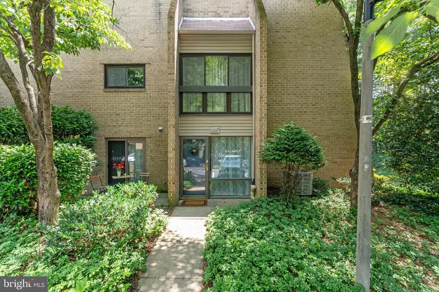 11617 Windbluff Ct #9b, Reston, VA 20191 - #2