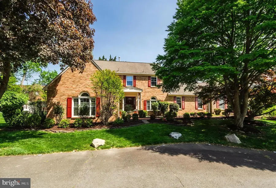 6200 Homespun Ln, Falls Church, VA 22044 - #2