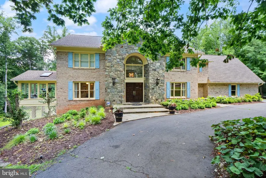 431 Olympia Way, Great Falls, VA 22066 - #2