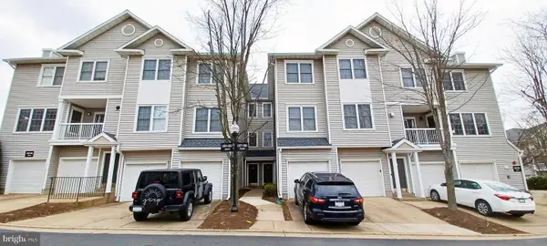 12849 Fair Briar Ln, FAIRFAX, VA 22033