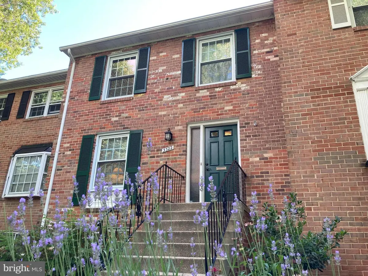 3322 Spring Ln, Falls Church, VA 22041 - #1