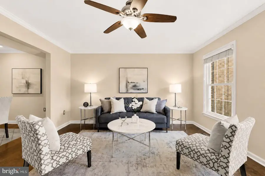 8221 Doctor Craik Ct, Alexandria, VA 22306 - #2