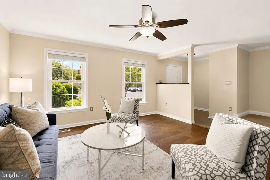 8221 Doctor Craik Ct, Alexandria, VA 22306 - #3