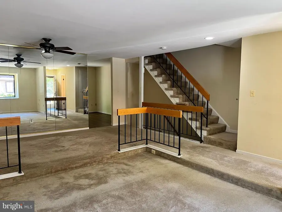 5822 Jacksons Oak Ct, Burke, VA 22015 - #3