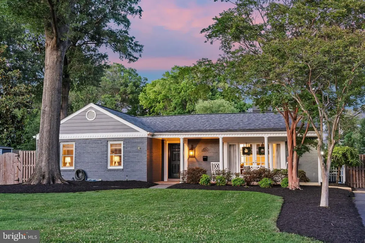 7117 Marlan Dr, Alexandria, VA 22307 - #1