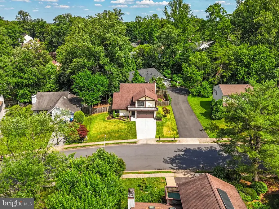 7804 Mulberry Bottom Ln, Springfield, VA 22153 - #3