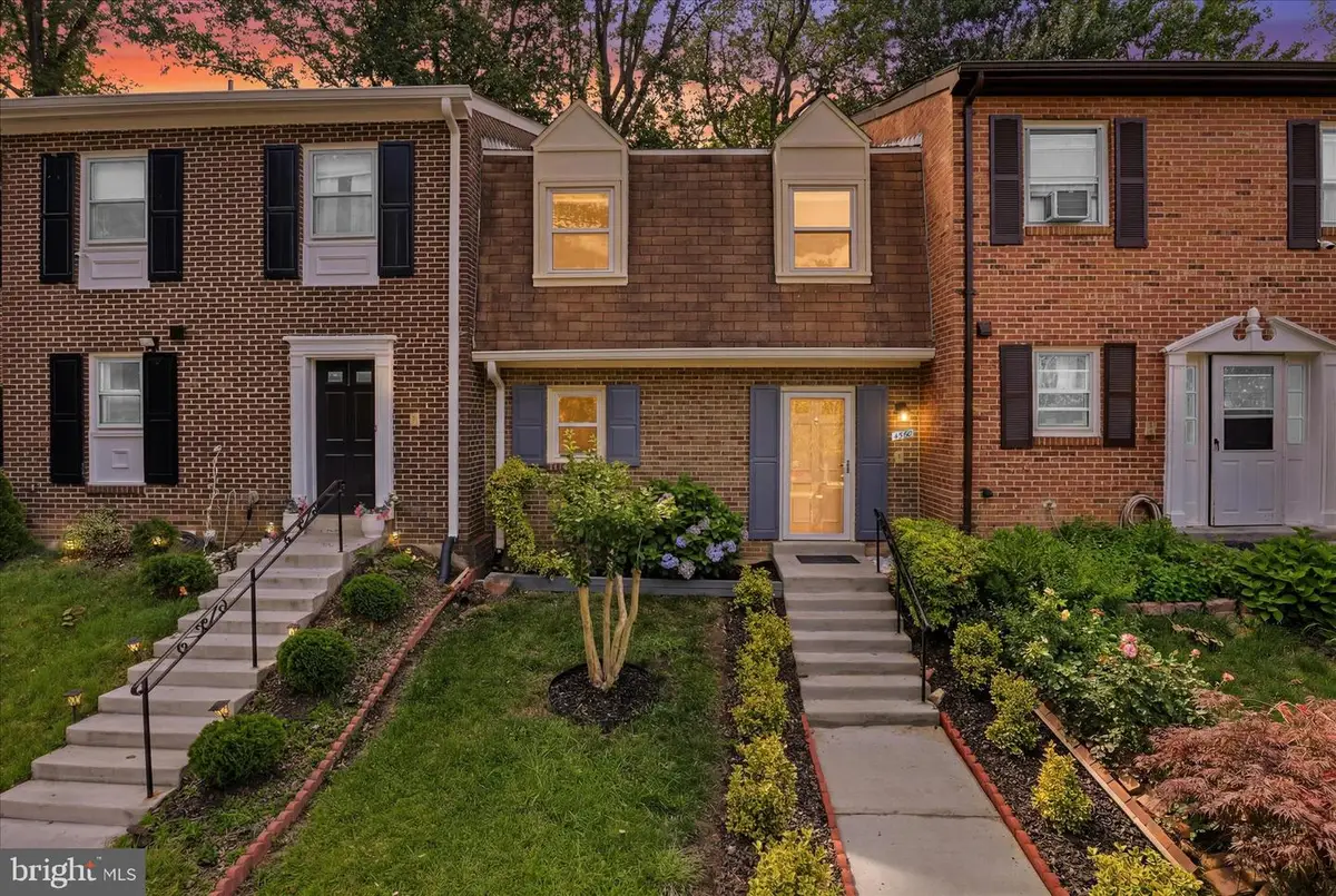 4560 Metro Ct, Annandale, VA 22003 - #1