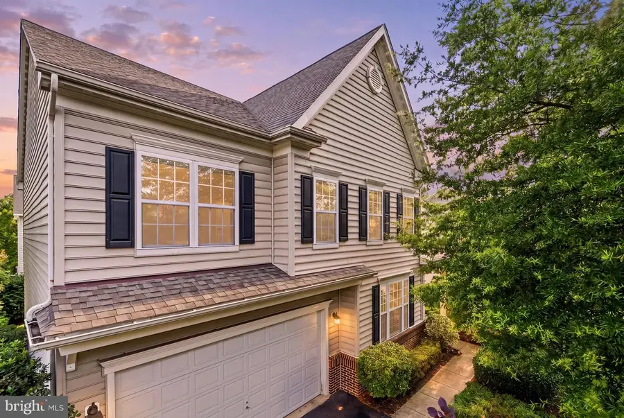 407 Madison St, Herndon, VA 20170 - #3