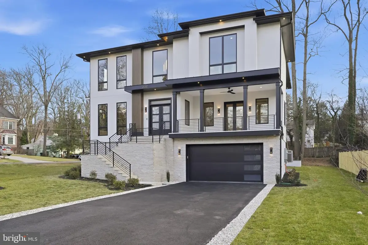 6913 Berkeley St, Falls Church, VA 22043 - #1