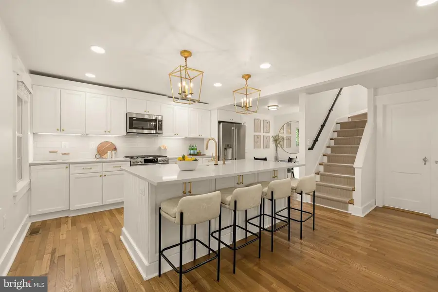 2832 Summerfield Rd, Falls Church, VA 22042 - #3
