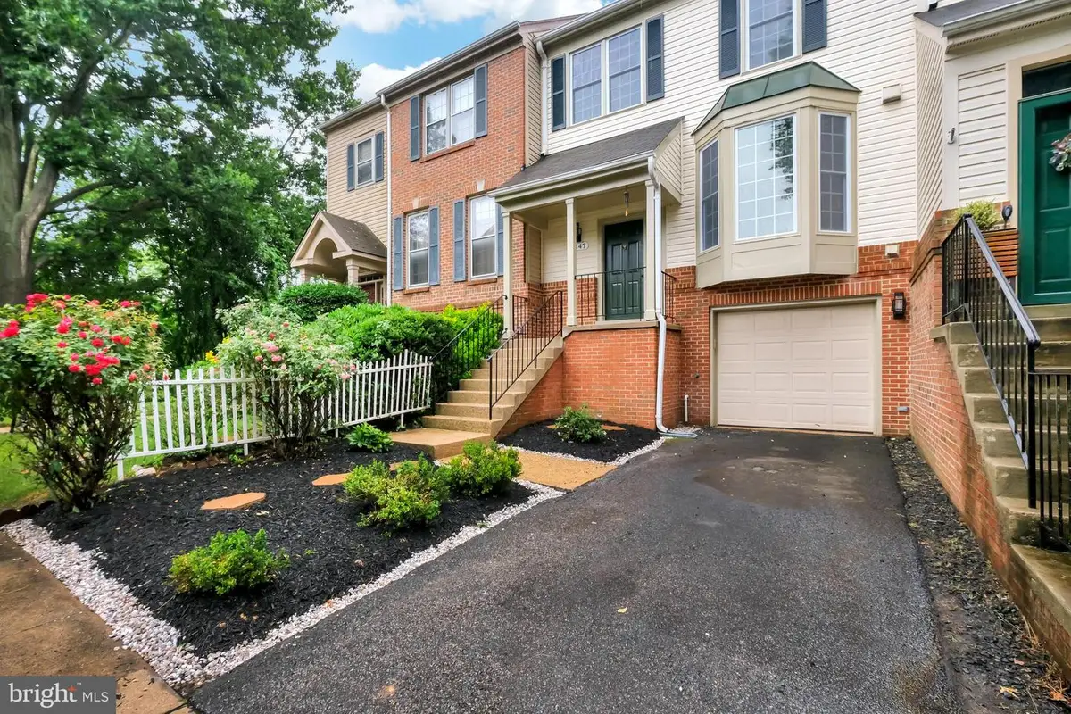 9347 Peter Roy Ct, Burke, VA 22015 - #1