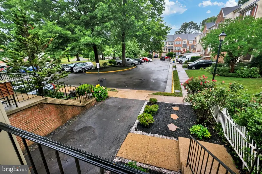 9347 Peter Roy Ct, Burke, VA 22015 - #3