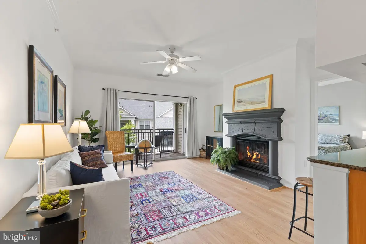 12949 Centre Park Cir #404, Herndon, VA 20171 - #1