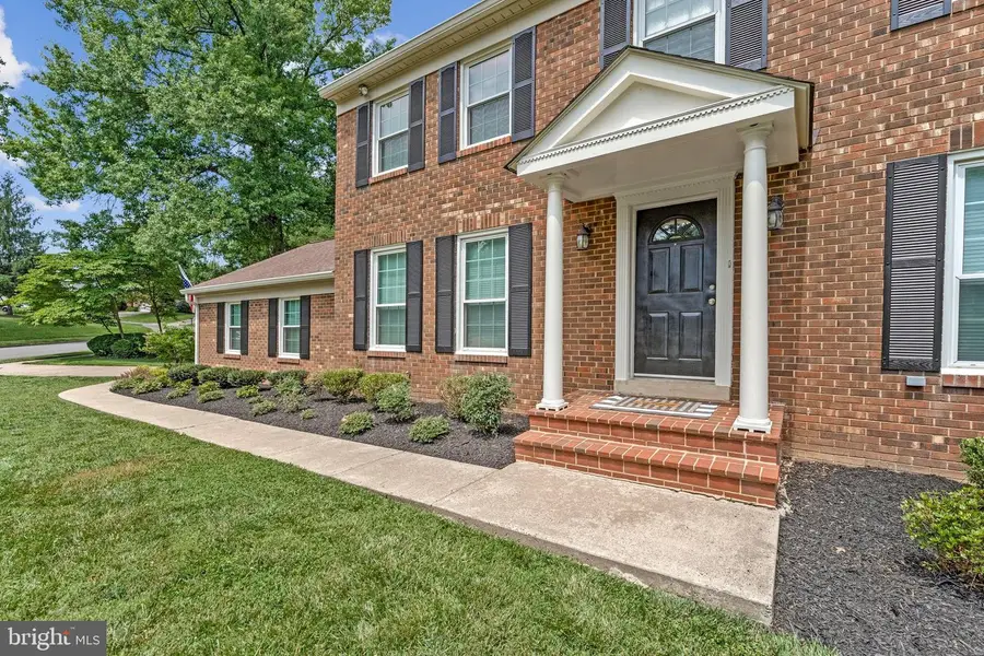 8422 Blevins Way Ct, Vienna, VA 22182 - #3