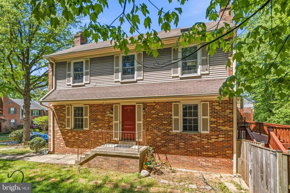 3979 Burning Bush Ct, Fairfax, VA 22033 - #1