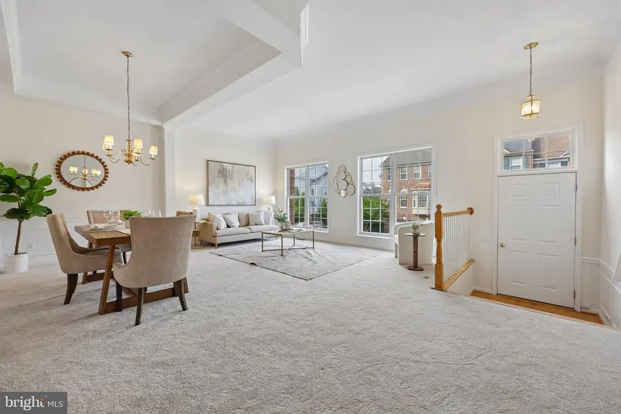 6140 Manchester Park Cir, Alexandria, VA 22310 - #2