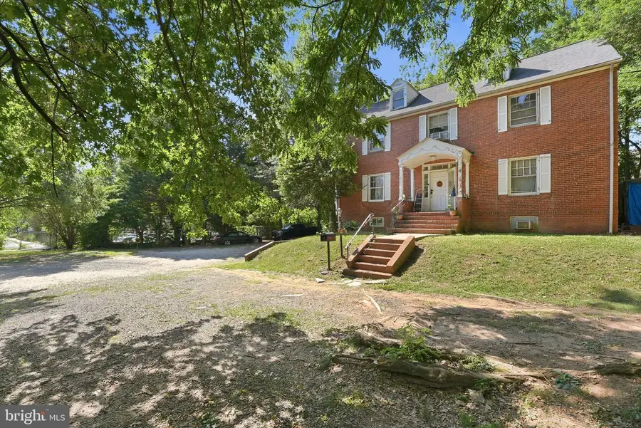 6025 Arlington Blvd, Falls Church, VA 22044 - #2