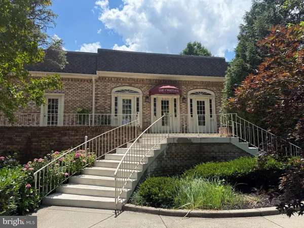 3123 Patrick Henry Dr #311, FALLS CHURCH, VA 22044