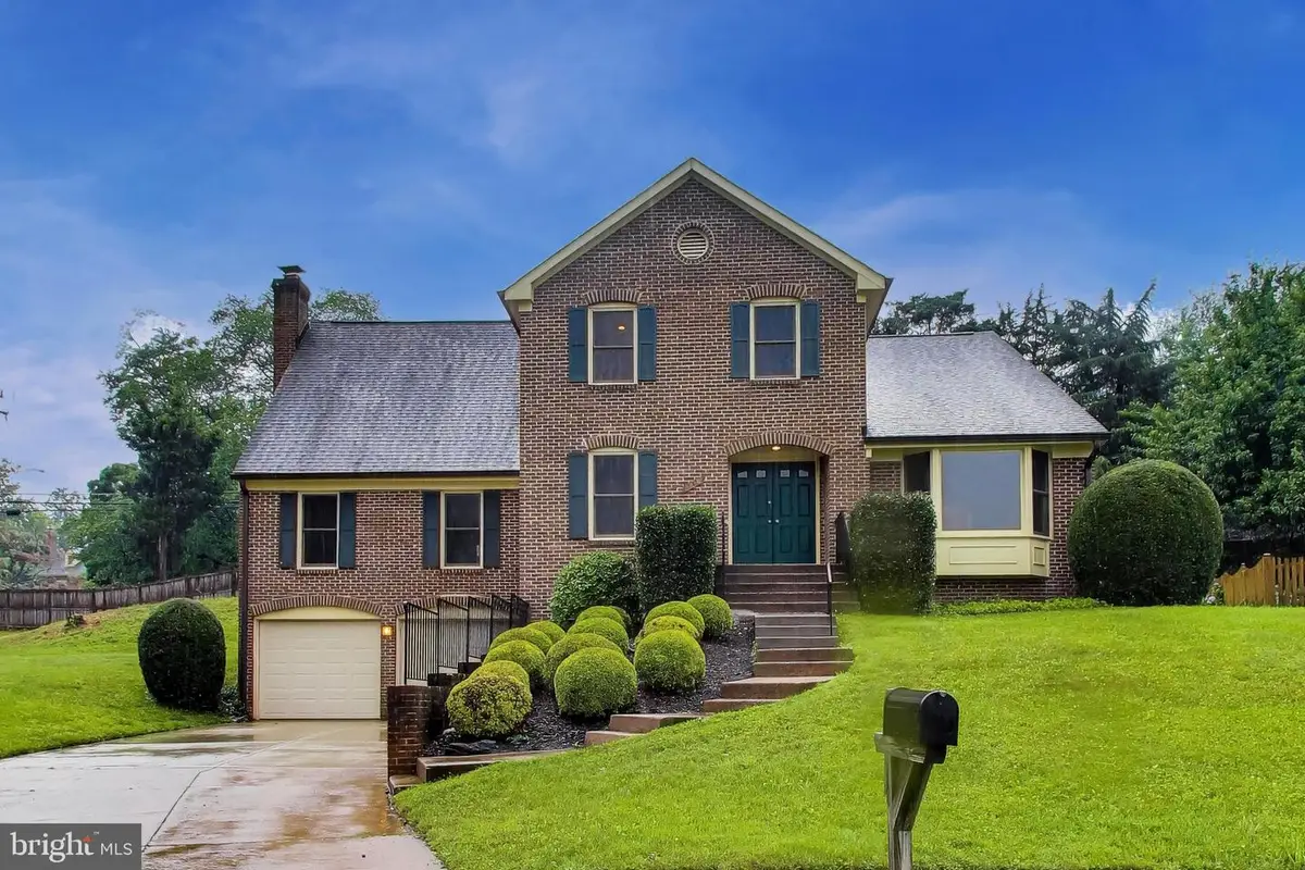 1018 Salt Meadow Ln, McLean, VA 22101 - #1