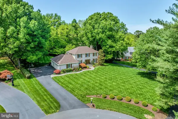 10904 Berryland Ct, OAKTON, VA 22124